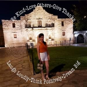 Meet your Posher, Melissa